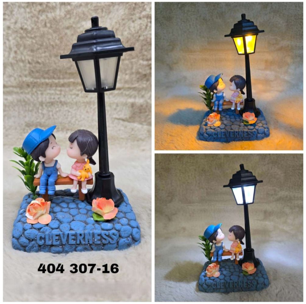 Roohsha : Couple Lighting Showpiece
