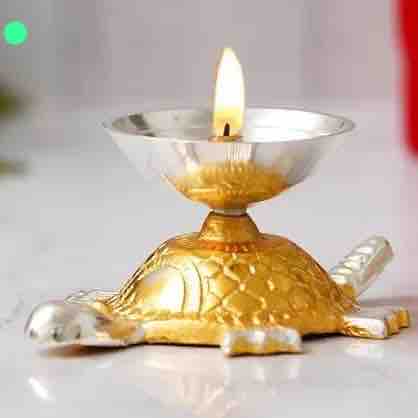 Roohsha : Tortoise Diya Gift pack